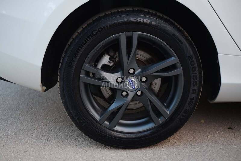 Volvo V40 1.6D D2 OCEAN RACE