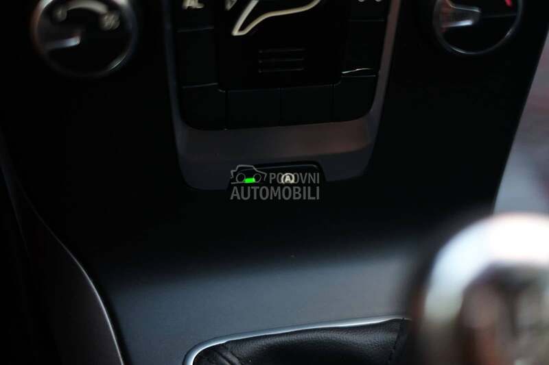 Volvo V40 1.6D D2 OCEAN RACE