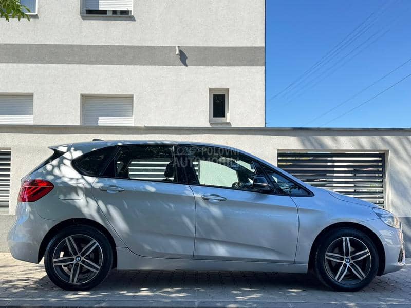 BMW 218 2.0 S P O R T