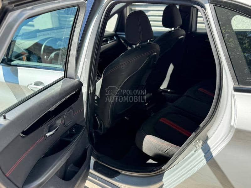 BMW 218 2.0 S P O R T