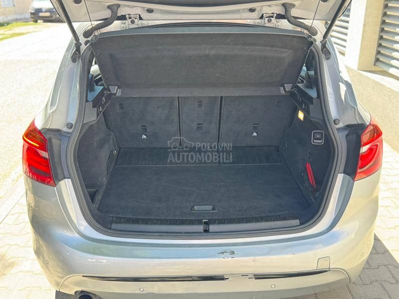 BMW 218 2.0 S P O R T