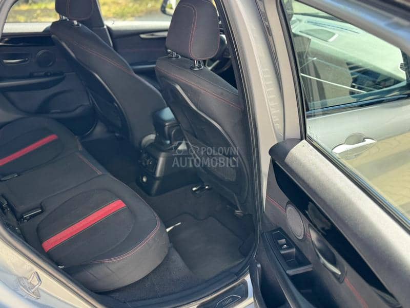 BMW 218 2.0 S P O R T