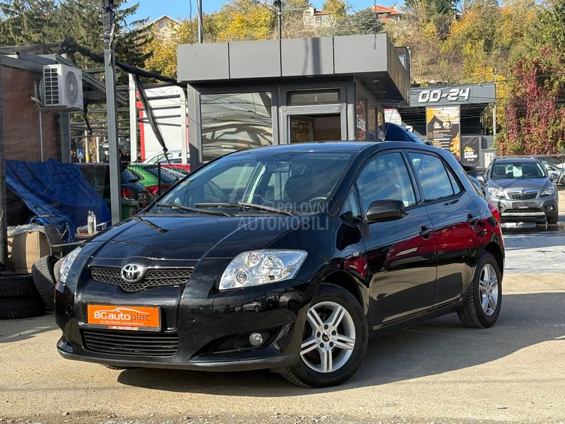 Toyota Auris 1.6 VVT-t Luna