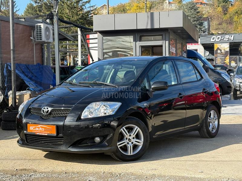 Toyota Auris 1.6 VVT-t Luna