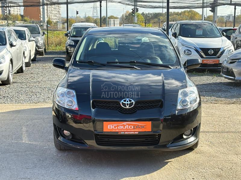 Toyota Auris 1.6 VVT-t Luna