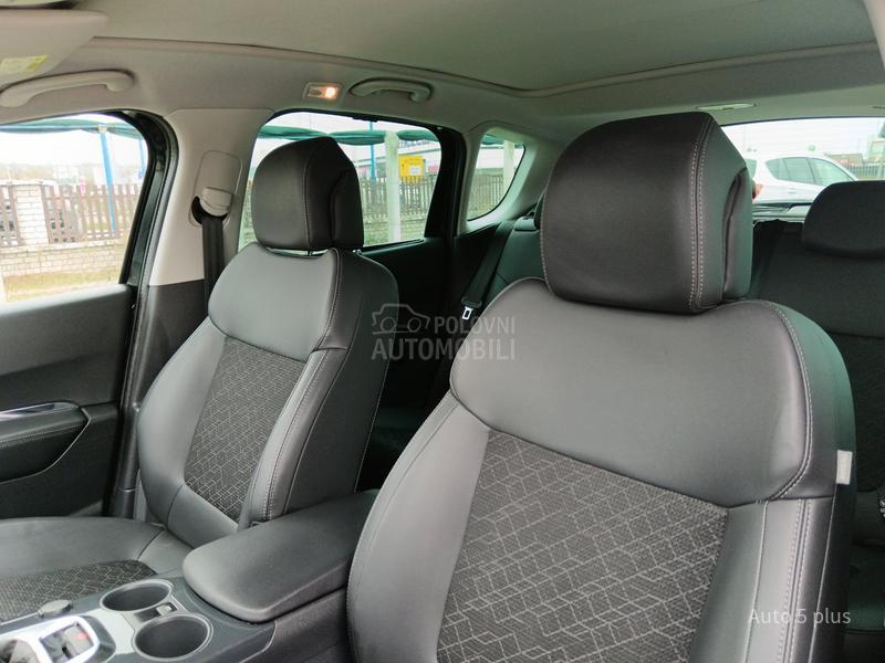 Peugeot 3008 1.6hdi ALLURE