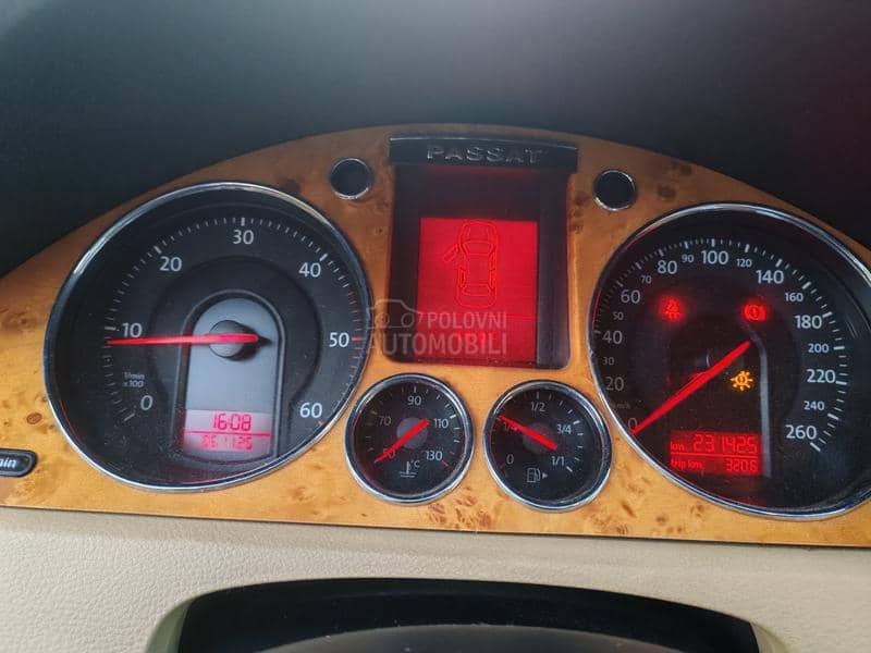 Volkswagen Passat B6 2.0 TDI HIGH LINE