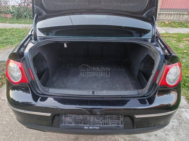 Volkswagen Passat B6 2.0 TDI HIGH LINE