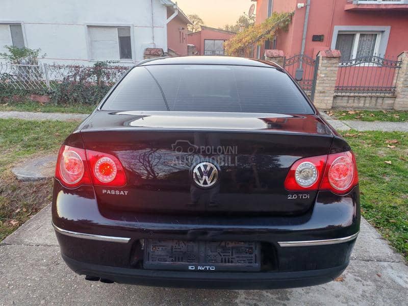 Volkswagen Passat B6 2.0 TDI HIGH LINE