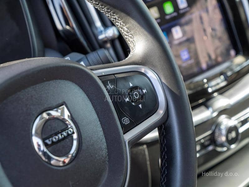 Volvo XC60 2.0B4 AWD Momentum