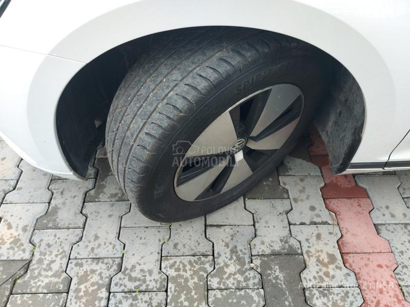 Volkswagen Passat B7 