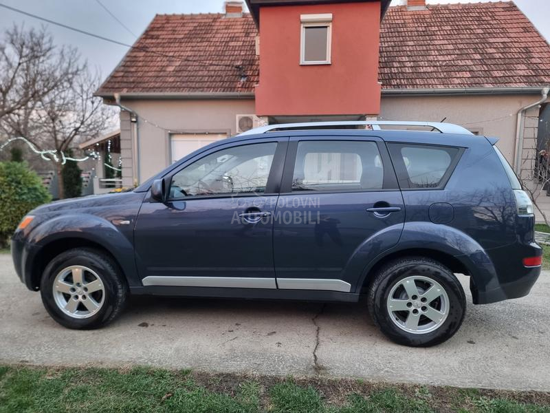 Mitsubishi Outlander 4x4 D-ID