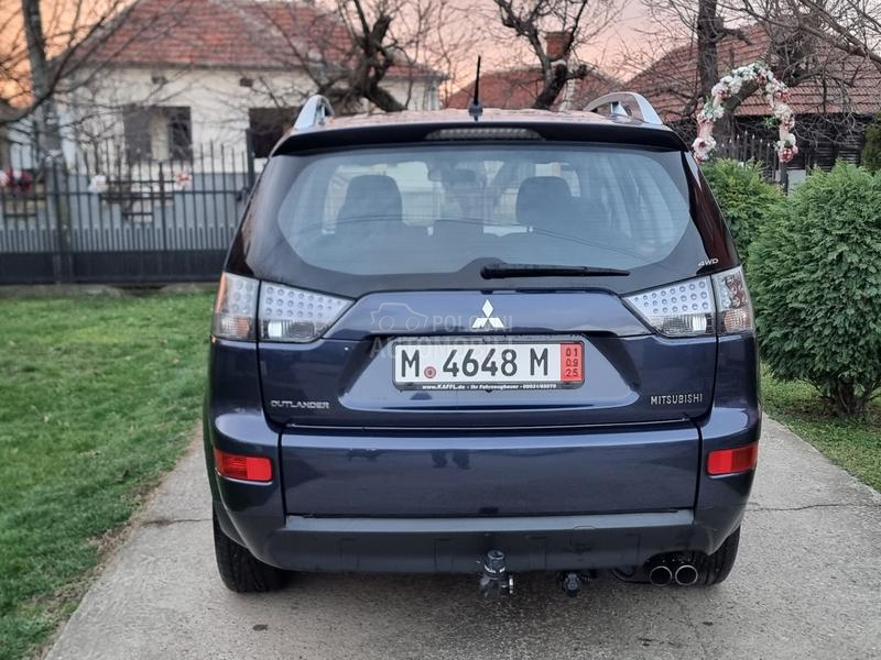 Mitsubishi Outlander 4x4 D-ID