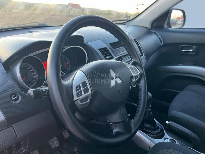 Mitsubishi Outlander 4x4