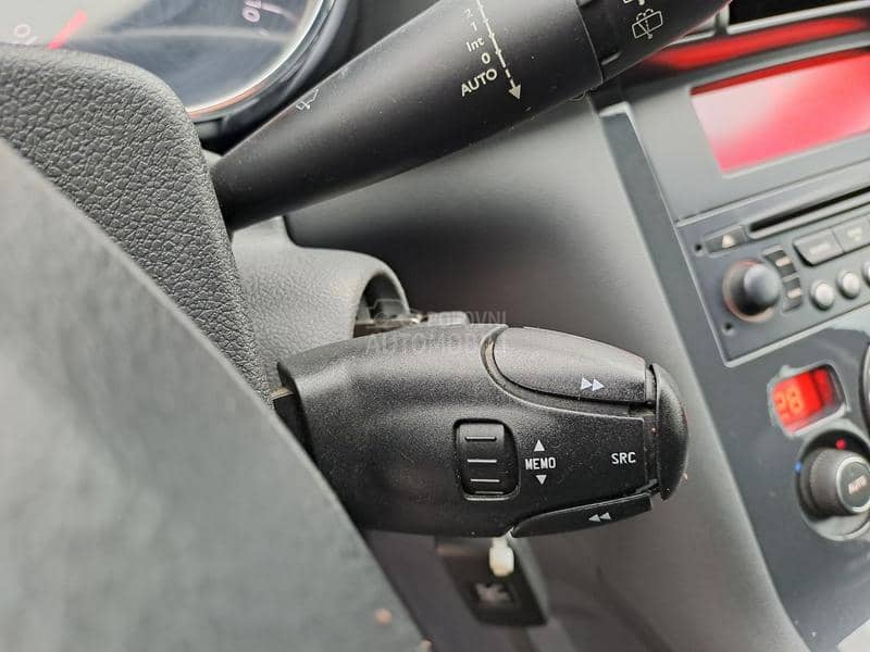 Peugeot 3008 1.6 HDI