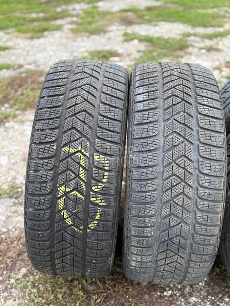 Pirelli 285/35 R20 Zimska