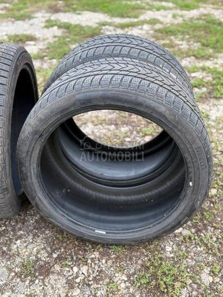 Pirelli 285/35 R20 Zimska