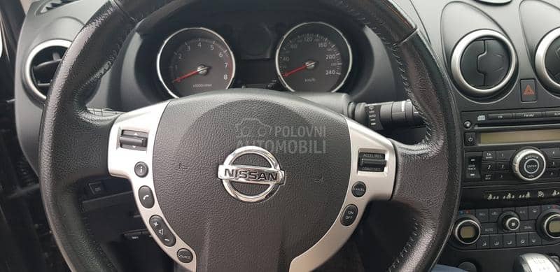 Nissan Qashqai + 2 Acenta