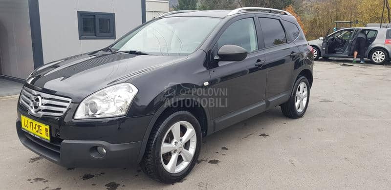Nissan Qashqai + 2 Acenta