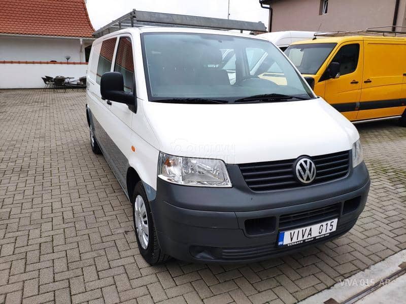 Volkswagen Transporter T5 1.9 TDI LONG 6SEDISTA
