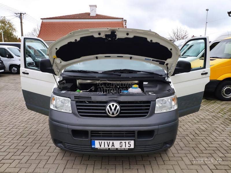 Volkswagen Transporter T5 1.9 TDI LONG 6SEDISTA
