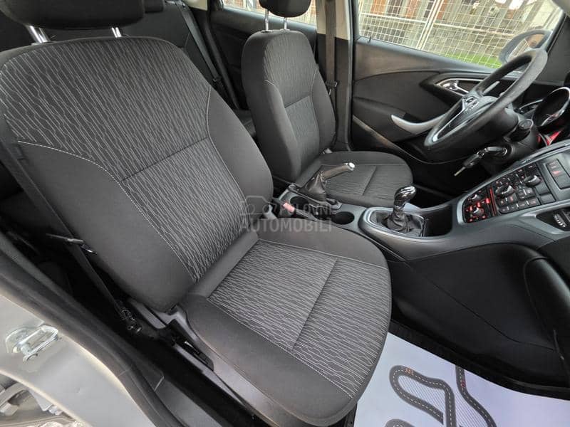 Opel Astra J RESTAJLING