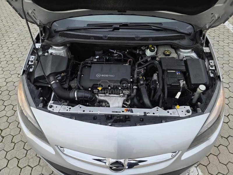 Opel Astra J RESTAJLING