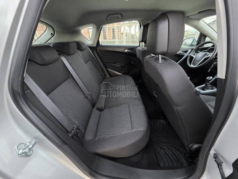 Opel Astra J RESTAJLING