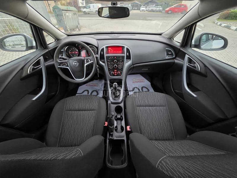 Opel Astra J RESTAJLING