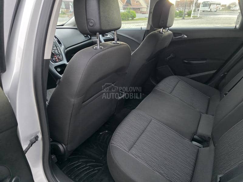 Opel Astra J RESTAJLING