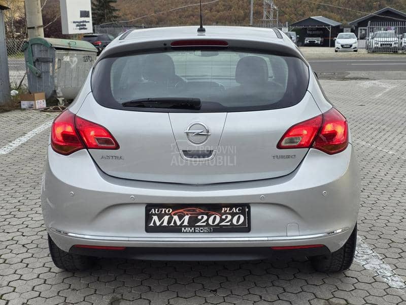 Opel Astra J RESTAJLING