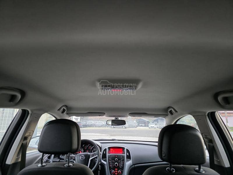 Opel Astra J RESTAJLING