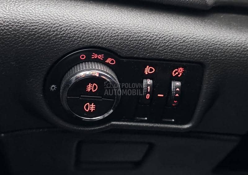 Opel Astra J RESTAJLING