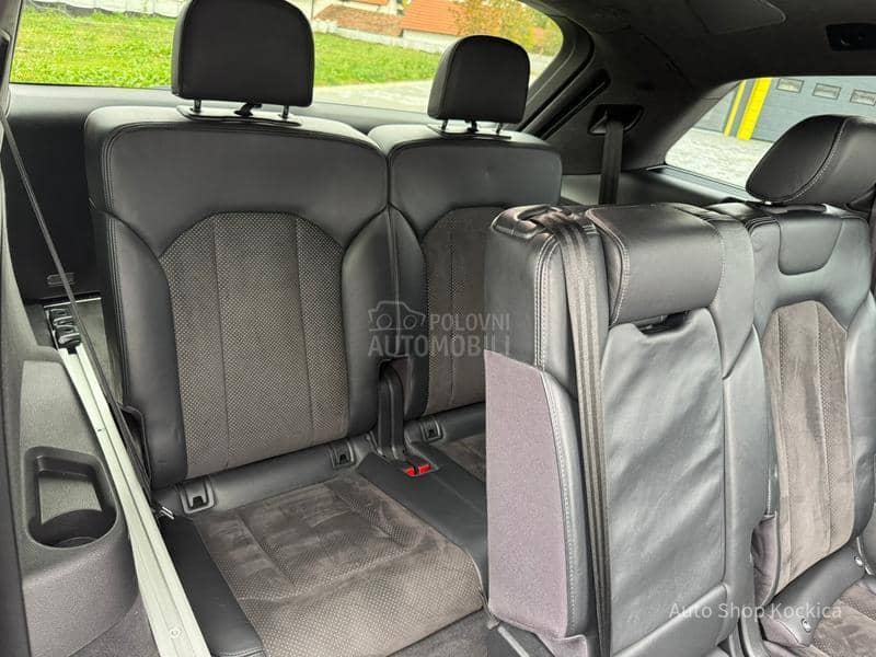 Audi Q7 3.0TDI Sline 7sed