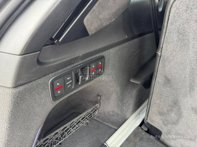 Audi Q7 3.0TDI Sline 7sed