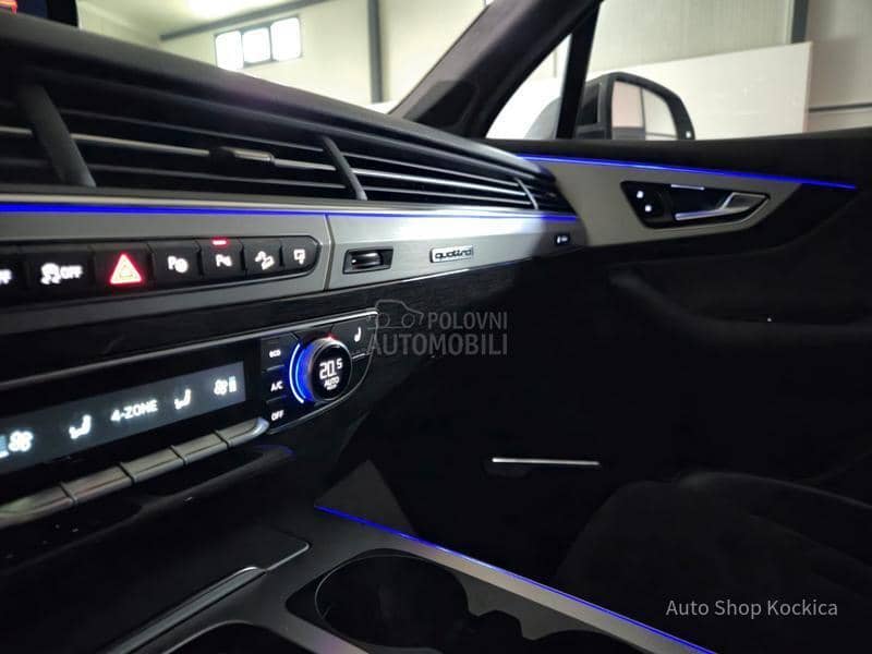 Audi Q7 3.0TDI Sline 7sed