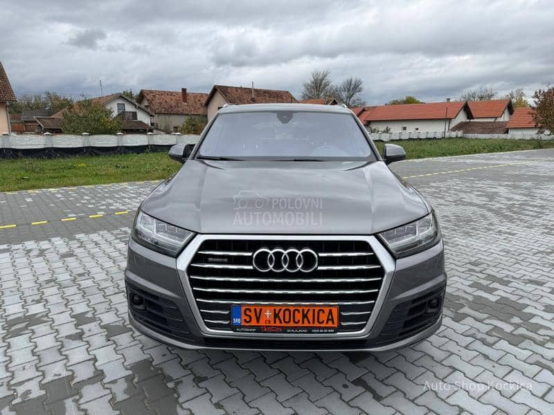 Audi Q7 3.0TDI Sline 7sed