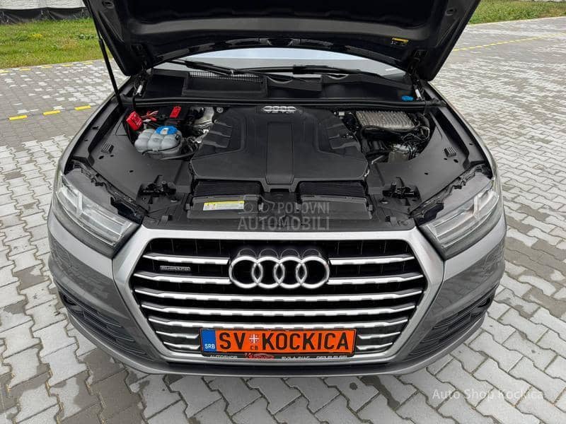 Audi Q7 3.0TDI Sline 7sed