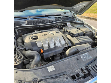 Motor 2.0 tdi 140ks BKP za Volkswagen Caddy, Golf 5, Golf Plus ...