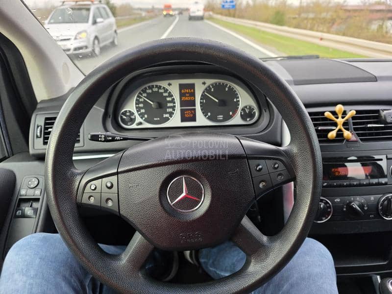 Mercedes Benz B 180 2.0 d 80 k w