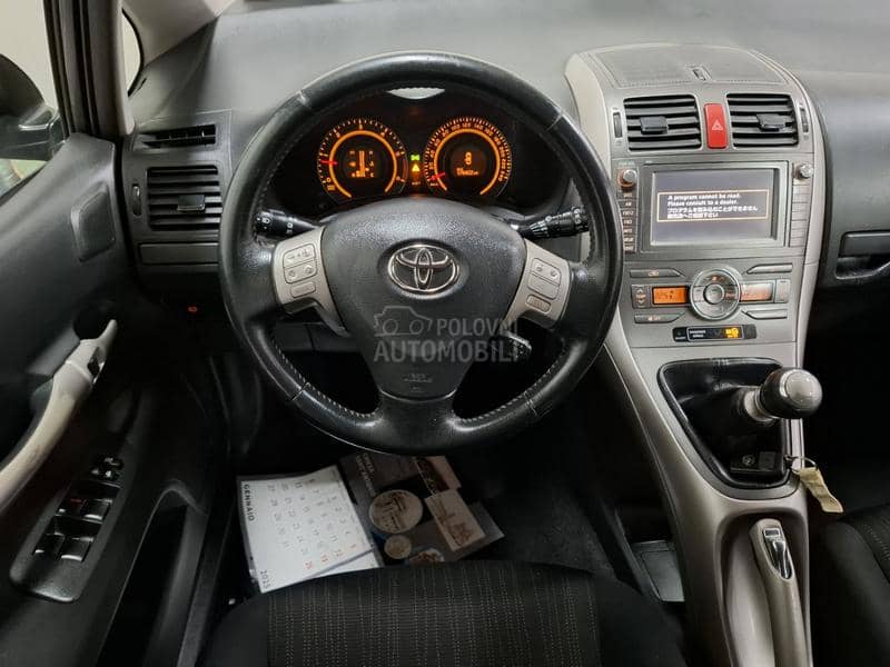 Toyota Auris 2.0D4D LUNA