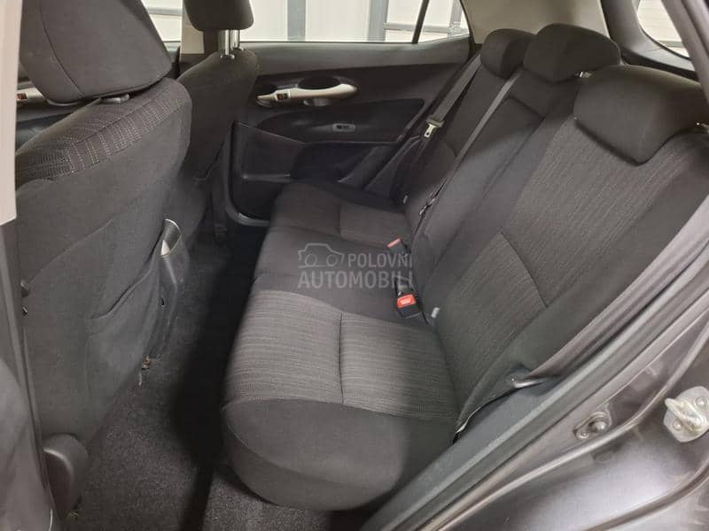 Toyota Auris 2.0D4D LUNA
