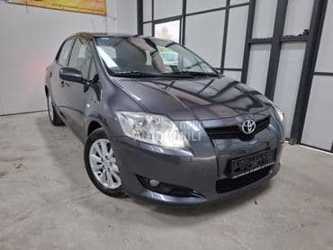 Toyota Auris 2.0D4D LUNA