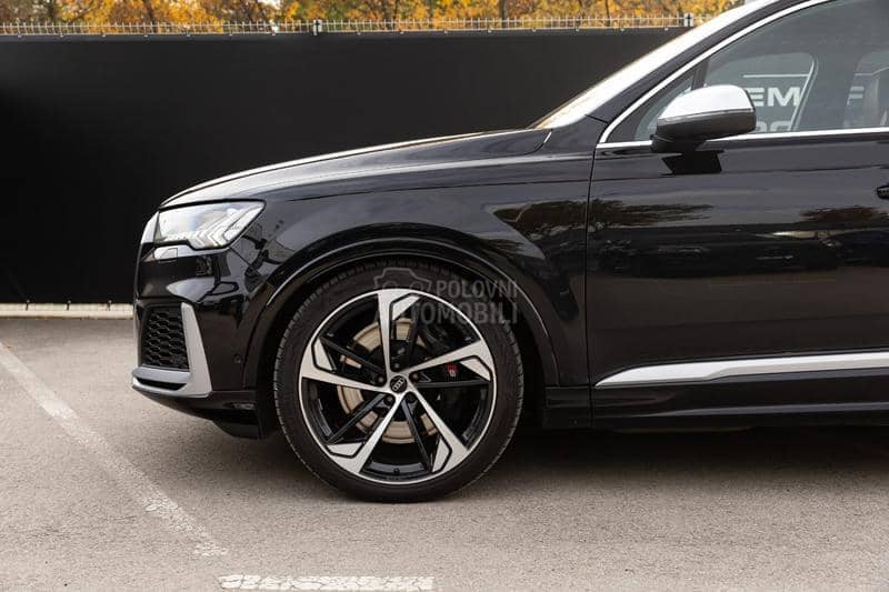 Audi SQ7 