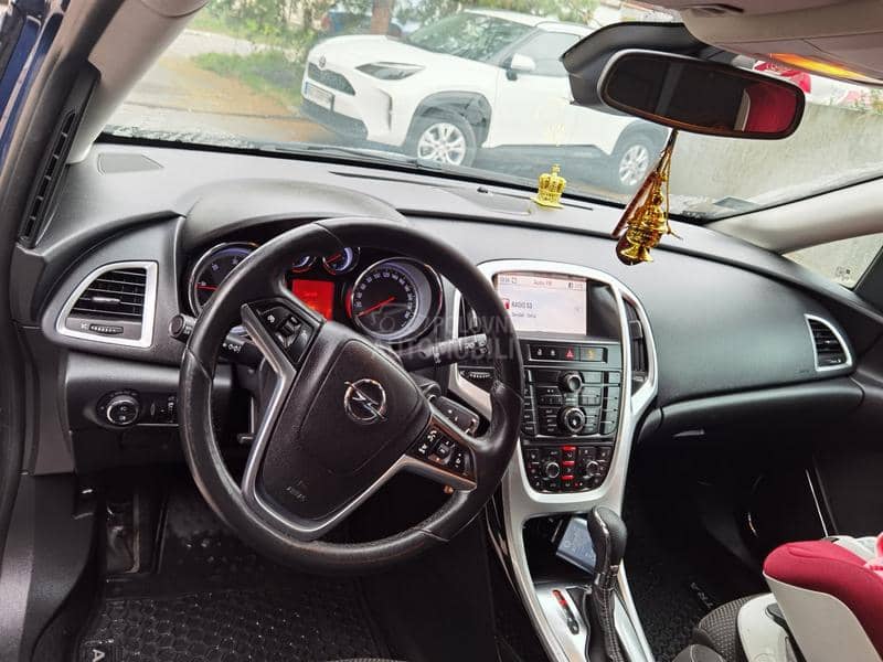 Opel Astra J cdti