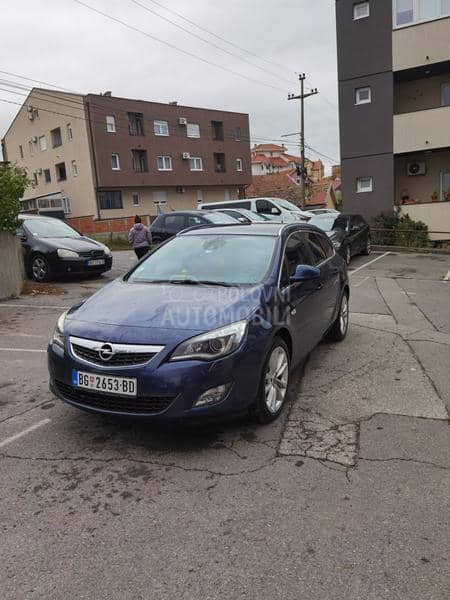Opel Astra J cdti