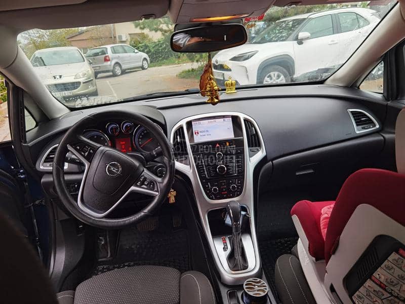 Opel Astra J cdti