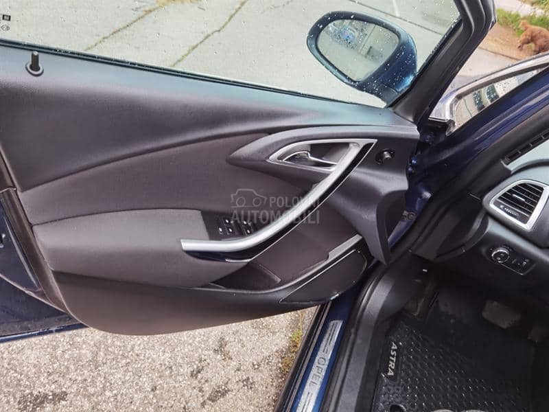 Opel Astra J cdti
