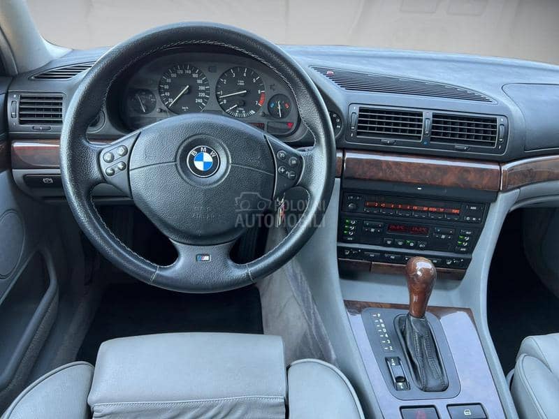 BMW 740 740i