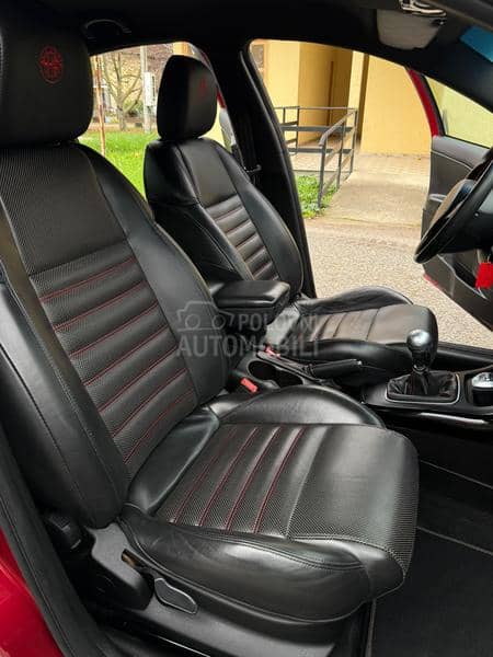 Alfa Romeo Giulietta 2.0JTD/NAVY/F-ULL